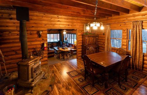 Big Bear City Bed & Breakfast | Gold Mountain Manor