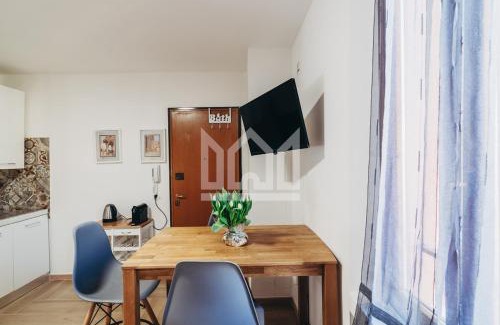 Ferrara Historic Centre Apartment | Gold Palace *