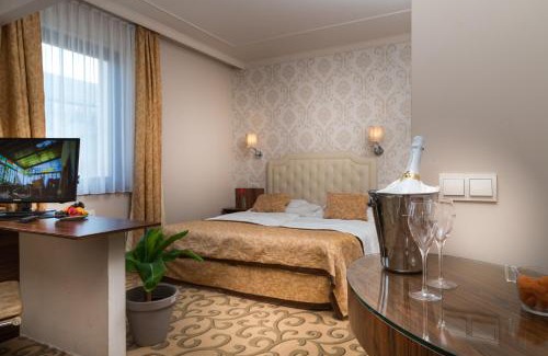 Gyor Hotel | Golden Ball Club