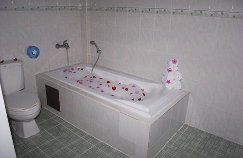 Chaung Thar Hotel | Golden Beach Resort Hotel