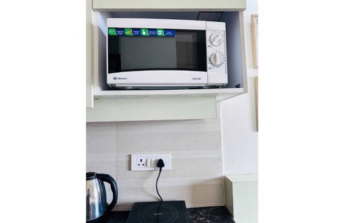 Greater Noida Apartment | Golden Bliss By Buddies Home
