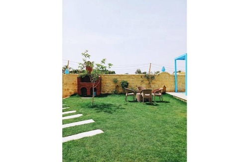Yusuf as-Sidiq Villa | Golden Horizon Villa - Tunis village