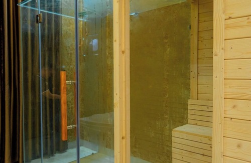 An Nhon Hotel | GOLDEN HOTEL 2