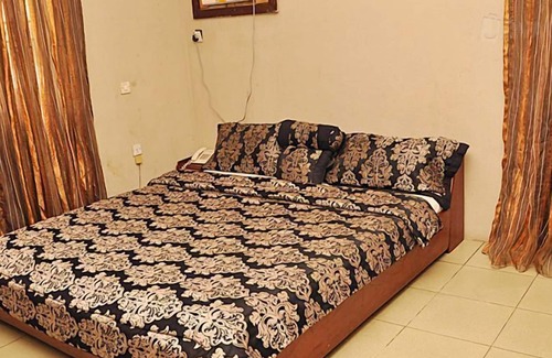 Festac Hotel | Golden King Apartment Hotel