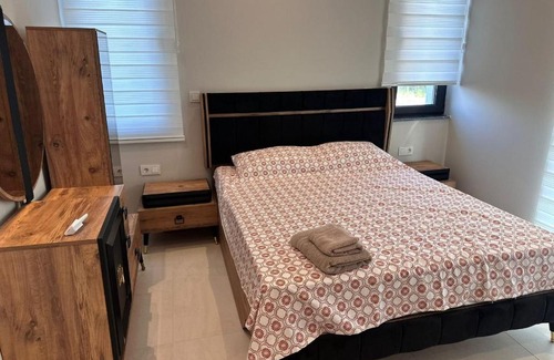 Thanh Oai House | Golden Lux Hotel