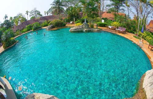 Nang Lae Resort | Golden Pine Resort and Spa
