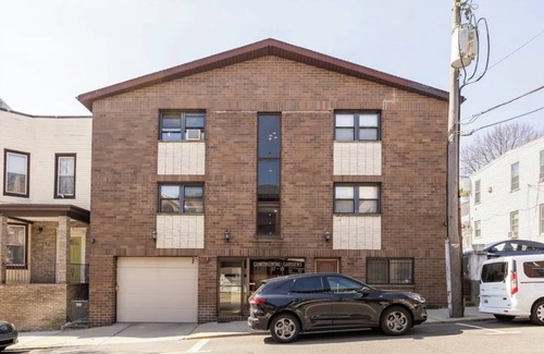 West New York Apartment | Golden Skyline: Apt w/free Parking 15 Min to NYC
