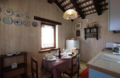 Pulfero Cottage | GOLDEN SPUR COTTAGE