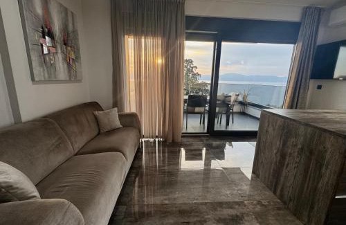 Njivice Apartment | Golden Sunset