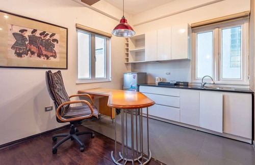 Hang Trong Hotel | Golden Sunshine Villa Hotel and Travel