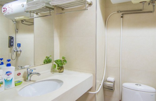 Zhonglou Shangquan Hotel | Golden Tree Business Hotel
