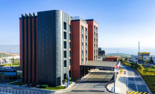 Cerkesli Hotel | GOLDEN TULIP GEBKIM KOCAELI
