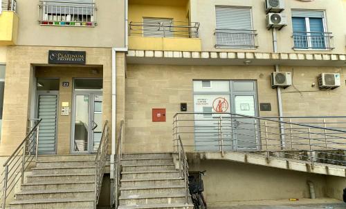 Golubovina Apartment | Goldmar Apartment -couples favourite-free garage parking