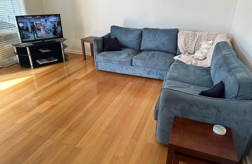 Connewarre Apartment | Golf and Beach Escape at 13th Beach for all the Family