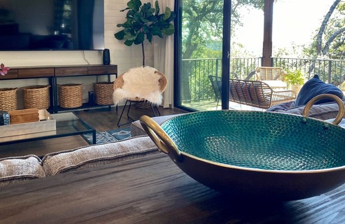 Point Venture House | Golf and Beach Lake Travis Home Sleeps 8