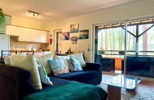 Charneca de Caparica e Sobreda Apartment | Golf and Beach Serenity