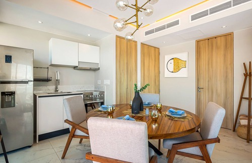 Flamingos Condo | Golf-and-sea condo with panoramic ocean/mountain views, pool