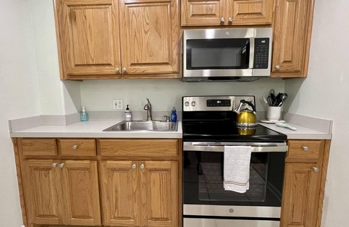 Hot Springs Village Apartment | Golf Course Luxury King Apartment