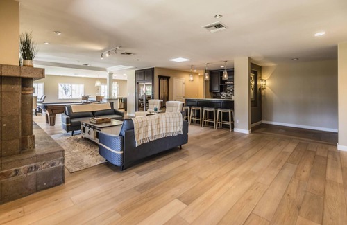 Paradise Valley Village House | GOLF PROPRTY