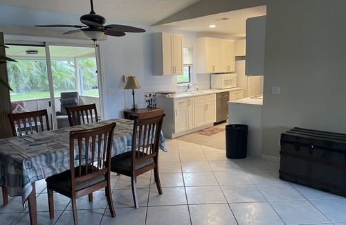 Hobe Sound House | Golf, Tennis, Bike & Beach in Hobe Sound