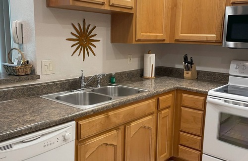 Scottsdale Ranch Condo | Golf, tennis, relaxation and more.