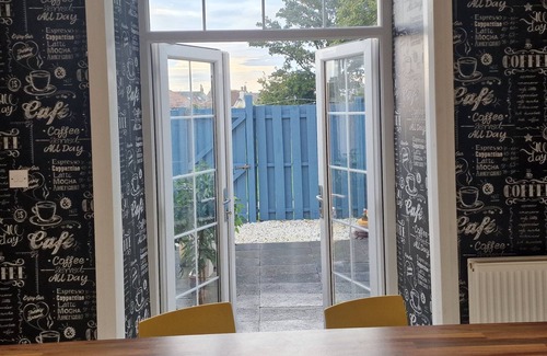 Prestwick Apartment | Golf & town centre apartment