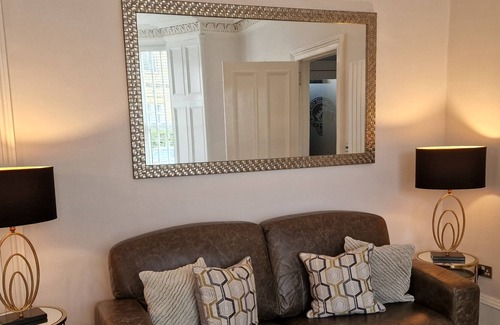 Prestwick Apartment | Golf & town centre apartment