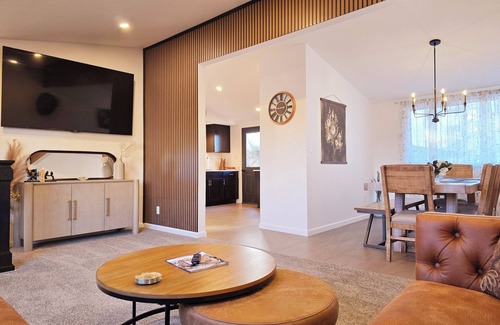 Pequot Lakes House | Golfers, e-bike enthusiasts, boutique lovers, girls/guys/family getaways