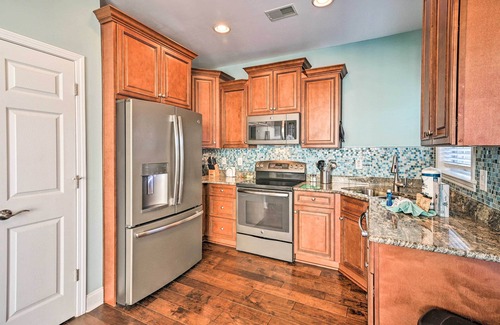 Red Hill House | Golfer’s Paradise in Myrtle Beach w/Balcony!