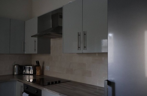 Seven Sisters House | Golwg-y-Mynydd - Mountain View