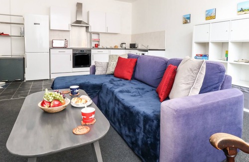 Southwell Apartment | GONE COASTAL, pet friendly in Weston, Portland