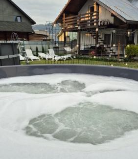 Slavske Apartment | GONTA kottage, ЧАН - ДЖАКУЗІ тераса, вихід в гори