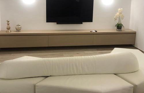 Fuorigrotta Bed & Breakfast | Gonzaga Guest House