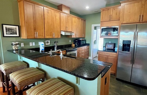 Historic Downtown Apalachicola Condo | Good For The Soul