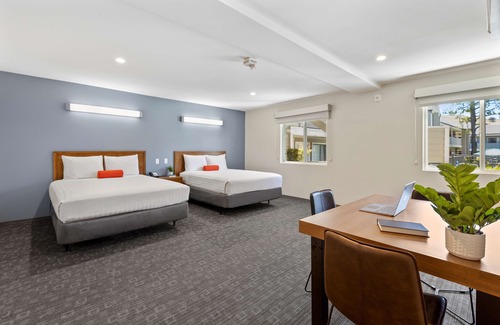 Agoura Hills Hotel | Good Nite Inn - Calabasas