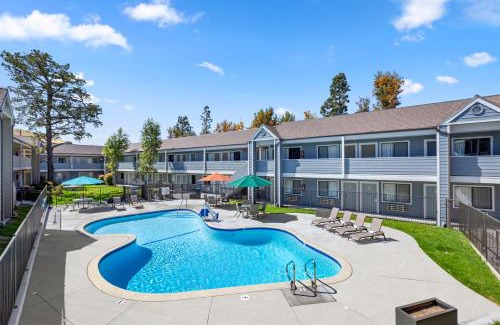 Agoura Hills Hotel | Good Nite Inn Calabasas