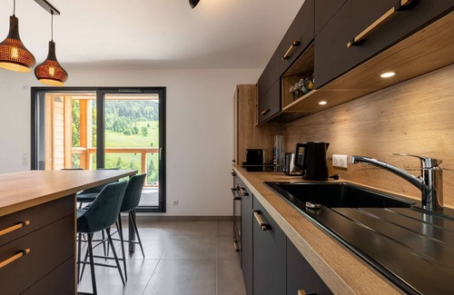 Le Chinaillon Apartment | Good standing apartment at the entrance to Chinaillon