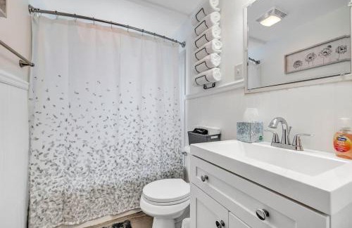Green Bay House | Gorgeous 3 bedroom home, minutes from Lambeau!