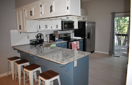 Waldron House | Gorgeous 3 Bedrooms with 3 baths by Zona Rosa