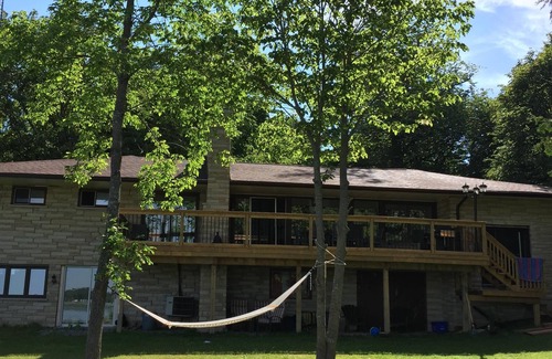 Gannon Village Cottage | Gorgeous 4 Bdm Cottage On Over 2 Acres Of Waterfront with Amazing Sunsets