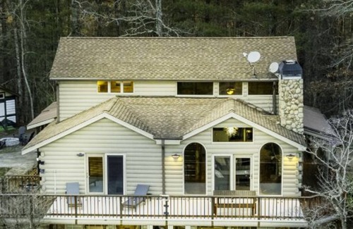 Mineral Bluff Cabin | 🌟Gorgeous 6BR Cabin w/Spa, Firepit & Mountain View ⛰