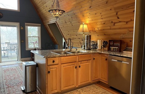 Eddyville House | Gorgeous A-frame on Lake Barkley cove: private dock, fire pit, pets ok