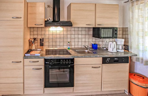 Mecklenburgische Kleinseenplatte Apartment | Gorgeous apartment in Below