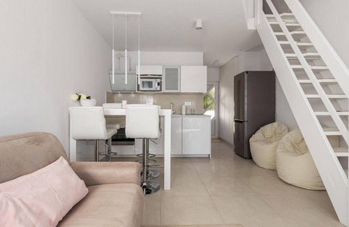 Stinica Apartment | Gorgeous apartment in Stinica