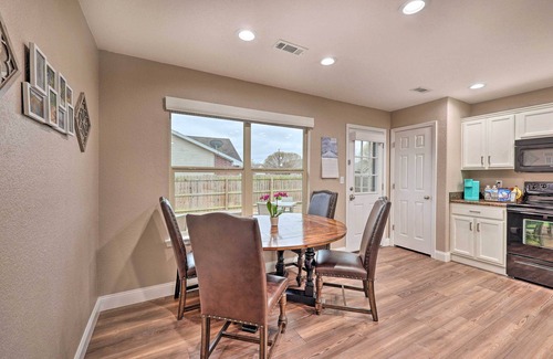 Bentonville House | Gorgeous Bentonville Vacation Rental!