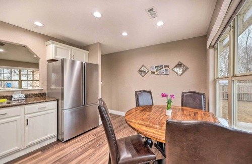 Bentonville House | Gorgeous Bentonville Vacation Rental!