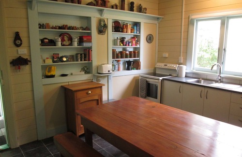 Punakaiki House | Gorgeous Character Bach