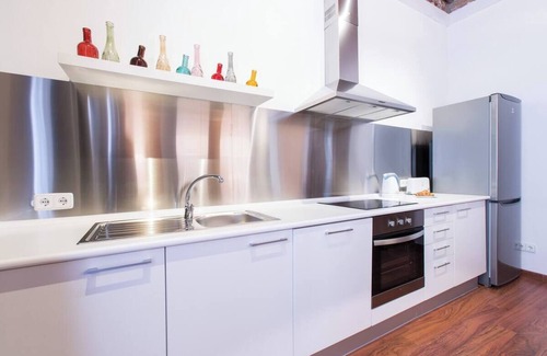 Sant Antoni Apartment | GORGEOUS CITY CENTER! by Ramblas and Passeig de Gracia!