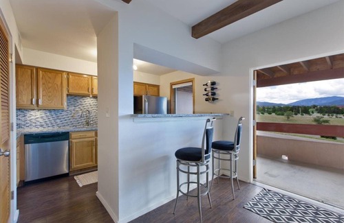 Santa Fe Condo | Gorgeous Condo Near Historic Santa Fe Plaza!