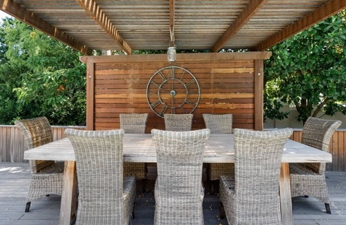 Constantia Villa | Gorgeous family home in Upper Constantia